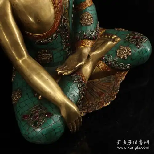西藏寺院收老纯铜纯手工打造镶嵌宝石彩绘描金释迦摩尼佛祖一尊
