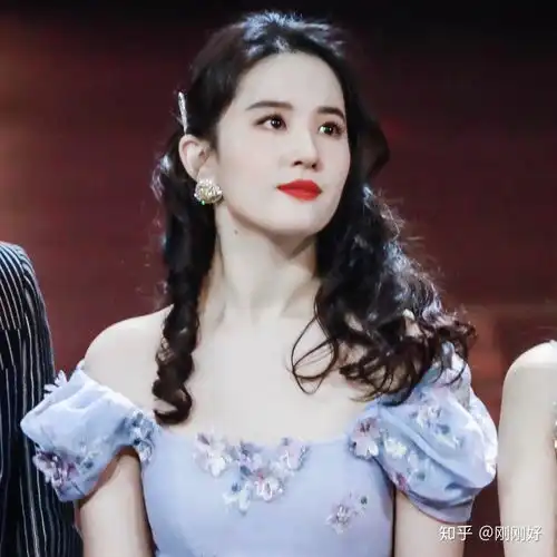 有没有用来舔屏的刘亦菲的图片
