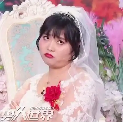 李雪琴孟鹤堂什么节目小品中的百日夫妻似海参成热词
