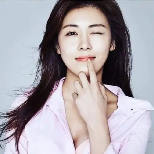 外国人票选20个韩国最美女演员宋慧乔三甲不入孙艺珍都屈居第三
