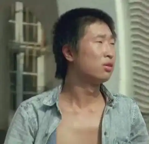 小眼睛男明星林永健,娶到大眼睛军花,并将她宠上天
