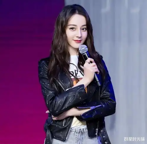 迪丽热巴明星也不过只是普通人,完美女神只是伪命题
