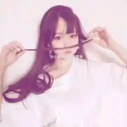 蜂蜜棕佩戴后非常深邃有神的琥珀棕色颜色适中化不化妆都会男朋友觉得你的化妆品多少钱视频tianna小魔女美瞳美妆的美拍
