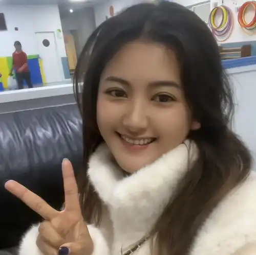 云南美女网红叶慧去世,年仅26岁,颜值不输明星,知情人透露死因
