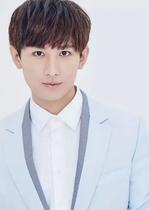 成毅真诚的哈基米揭秘成毅演艺秘诀专注与热情并存的背后故事
