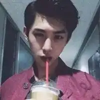 男生短发头像图片帅气帅气短发发型男生头像
