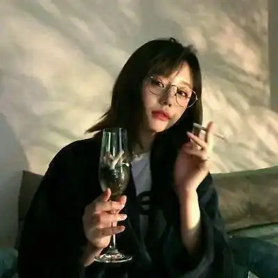 天天待在家都要把自己养胖了
