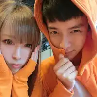 qq双人情侣头像甜蜜幸福的一对
