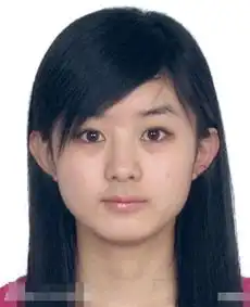 谢娜晒黑白证件照明星证件照大曝光刘亦菲天生丽质
