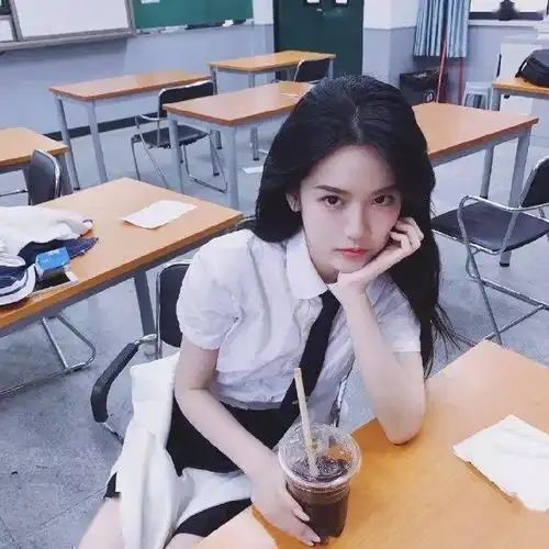 女生头像丨你明知道我的缺点
