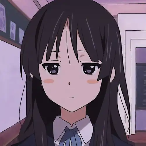 女生头像有时候只是需要被哄
