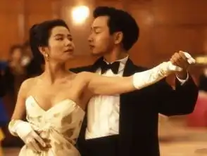 被称为香港的玛丽莲梦露,有人说她比关之琳更美,与周润发为银幕最佳情侣
