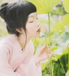 甜美温柔的小姐姐身穿和服,魅力无限
