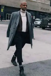 高领毛衣男男款高领毛衣冬季搭配
