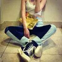 头像黑白女生霸气头像带字女生微信头像图片大全
