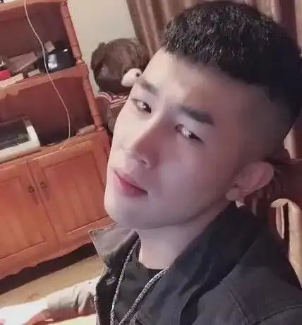 辛有志快手有3网红惹不起,个个有钱有势,第一粉丝凝聚力太强
