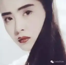 刘亦菲之后再无古装女神关晓彤有点不同意了呢
