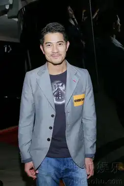 郭富城避谈苟芸慧张家辉练成六块肌
