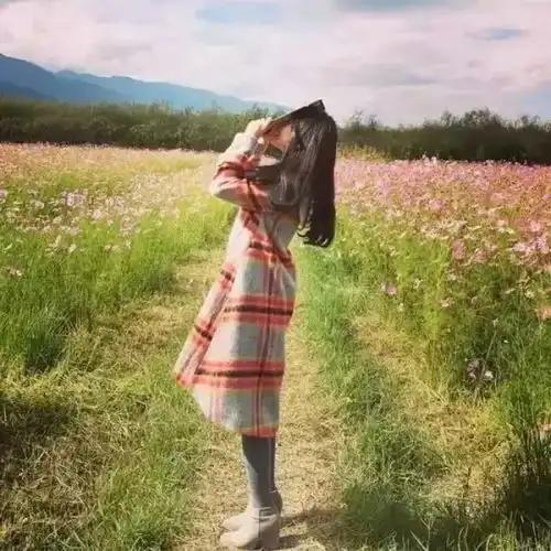 小清新女生头像
