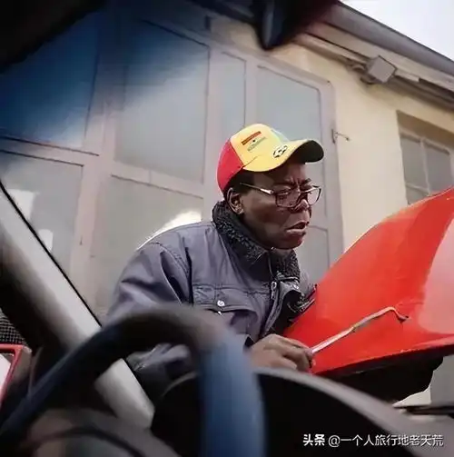 史上最奇葩国王,不爱江山爱打工,打工30年一人养活整个国家
