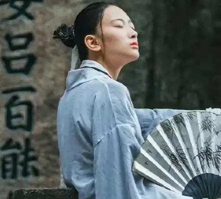 用1000张照片拼出了女朋友的头像,却没想到她竟然这样对我
