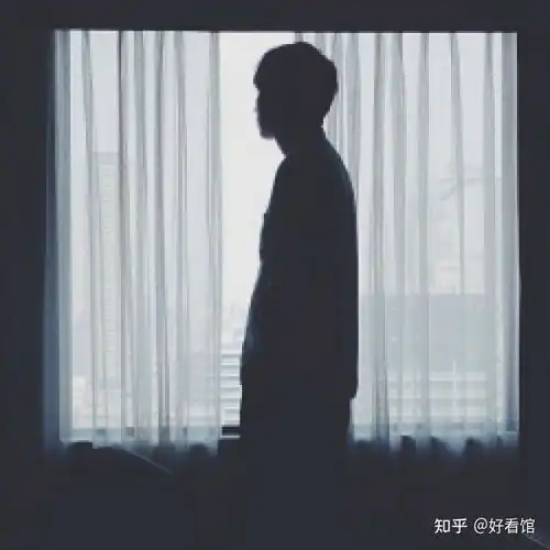 黑白系列男生头像成熟黑白男人头像黑白男头像黑暗系男生头像帅气冷酷霸气黑白系列男生伤感高冷头像
