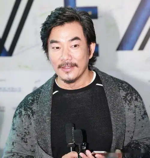 新楚留香20年主演境遇悬殊大,有人嫁豪门,有人已离世
