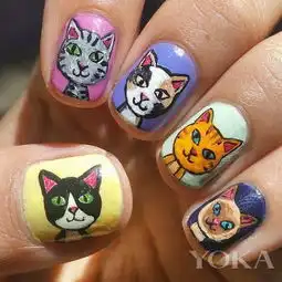 让猫咪在你的指甲上旋转跳跃
