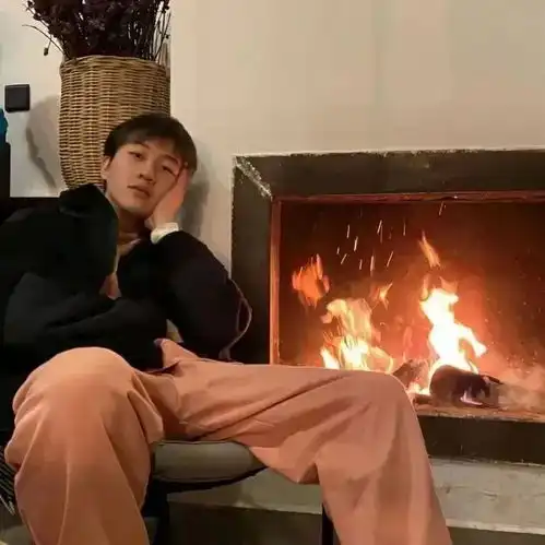 私藏高级小众感情侣头像高级氛围感cp情头明显
