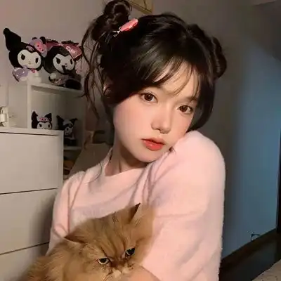 2023最新猫咪与女孩温馨情侣头像
