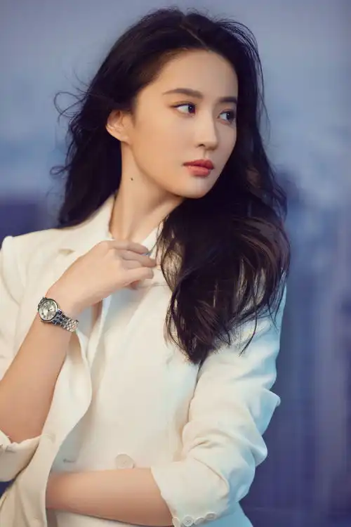 心宽体胖的星座女,正能量满满,嗜吃如命,超级大吃货
