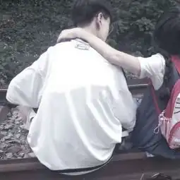 想知道同桌是否暗恋你开这3玩笑,答案扎心撒糖一试便知
