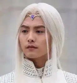 男明星十个披发九个丑,不过总有两个人依旧帅的不得了
