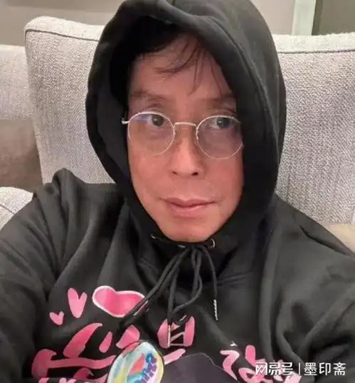万万没想到,谭咏麟意外得来的私生子,如今已经开始为他争光了
