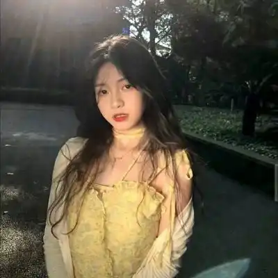 那束光照在我身上我的心也跟着亮女生头像我要个性网
