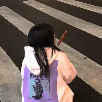 白色干净女头
