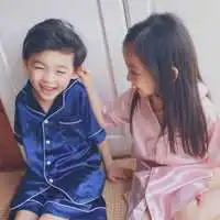 可人的韩国萌娃爱人头像
