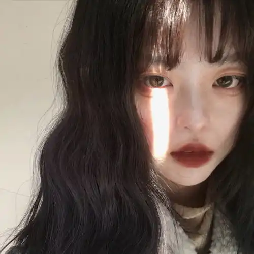 风格女头不要让糟糕的事情丢失了你的睡眠和开心
