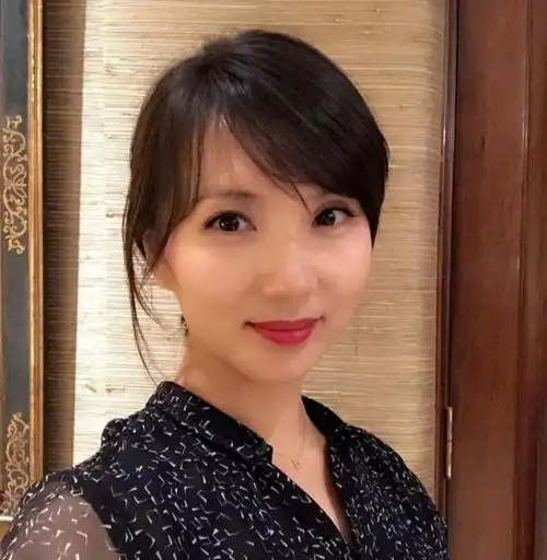 她是风情万种的万人迷,为爱息影嫁多金老公,如今成人生赢家
