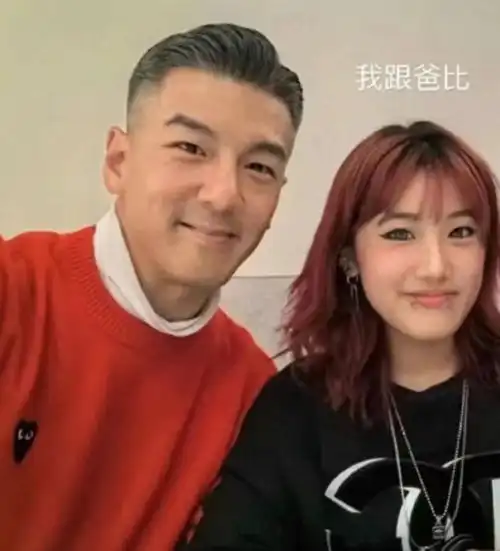 完美避开母亲高颜值基因,贾静雯大女儿亮相,眉眼与父亲如粘贴复制
