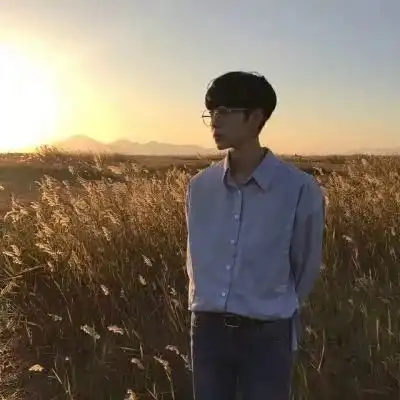 头像每一天都开心
