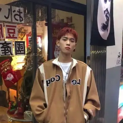 筱笙男头浪漫世界值得孤身.
