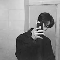 qq头像男生霸气冷酷黑白愿你无灾无难无我不欢
