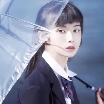 四人闺蜜头像一人一张霸气四个人用的各一张
