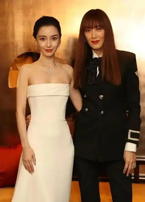 任达华为何69岁还在拼,全部家产给小12岁娇妻,揭秘超模琦琦
