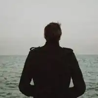 微信孤单落寞头像微信头像图片大全
