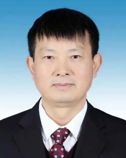 金华拟提拔任用34名市管领导干部,31岁清华大学博士拟提名为县市区人大常委会副主任候选人,5人拟任市直单位正局长级领导职务
