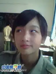 周冬雨纯素颜曝光网友吐槽很挫不如路人
