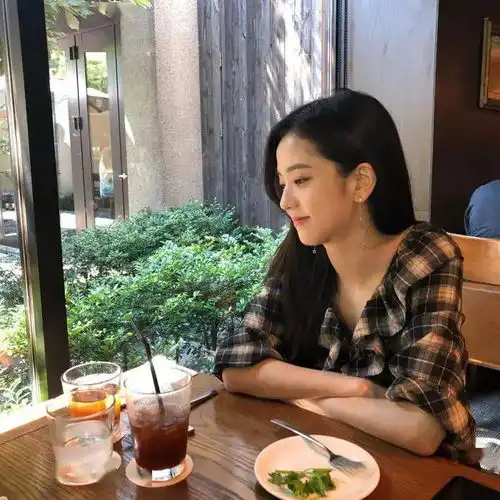 她的solo来得太晚了
