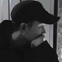 30岁男生头像真人30岁男生冷酷帅气侧脸头像
